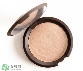 becca�߹�ɫ����ɫ becca�߹���ɫͼ